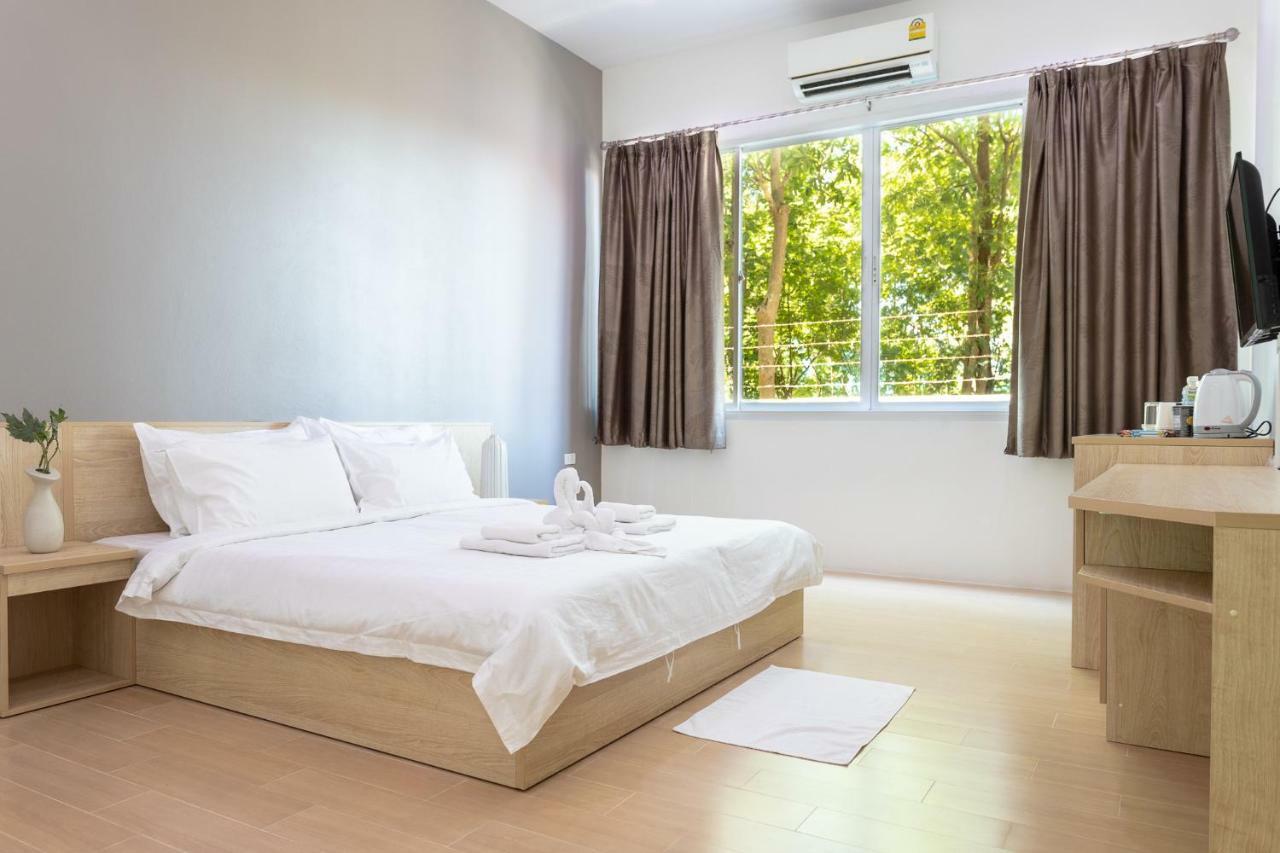 O2 Hotel Lop Buri 外观 照片